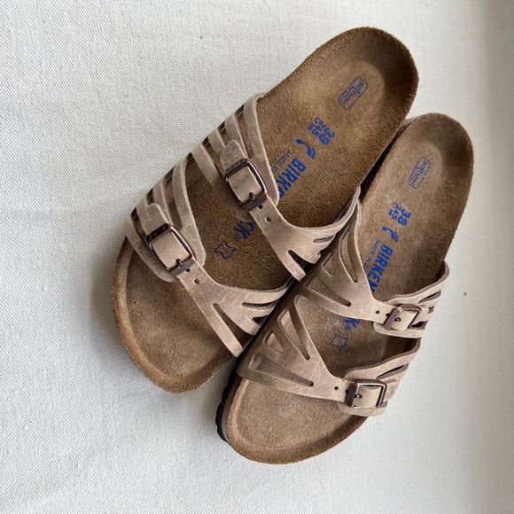 Birkenstock Shoes - Birkenstock Granada soft footbed size 38